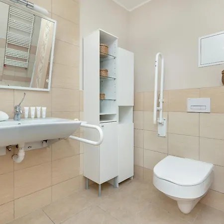 Apartment Elegancki & Rodzinny W Kolobrzegu By Renters Kolobrzeg