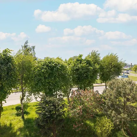 Apartment Elegancki & Rodzinny W Kolobrzegu By Renters